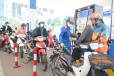 Bất ổn thị trường xăng dầu: Kinh nghiệm thế giới - Bài học cho Việt Nam